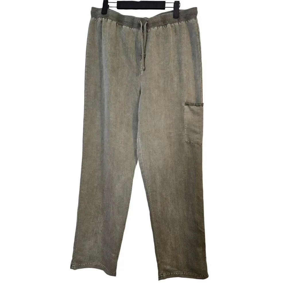 Bamboo Traders dusty green wide leg pants. Size L.